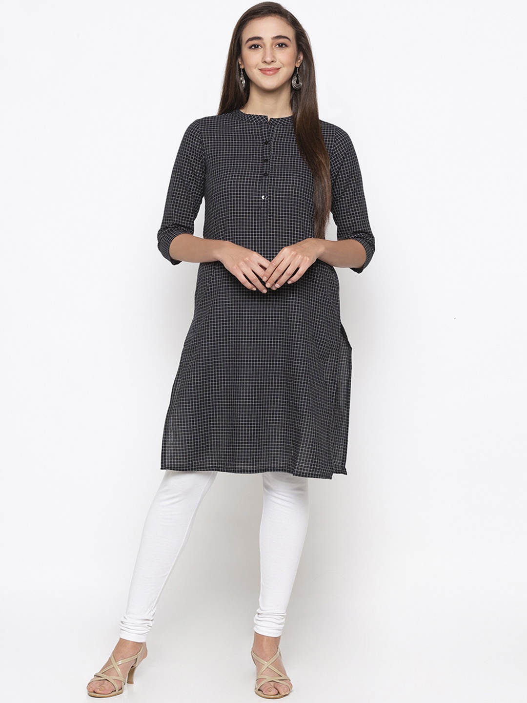 

Globus Women Black & White Checked Straight Kurta