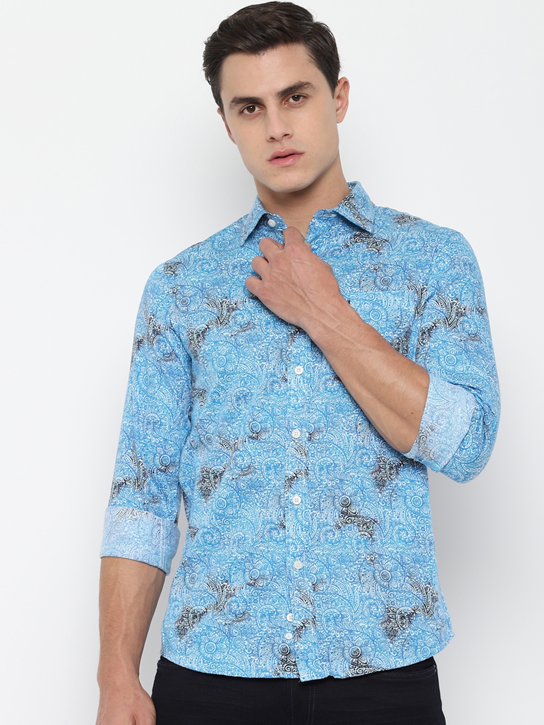 

Allen Solly Men Blue Slim Fit Printed Casual Shirt