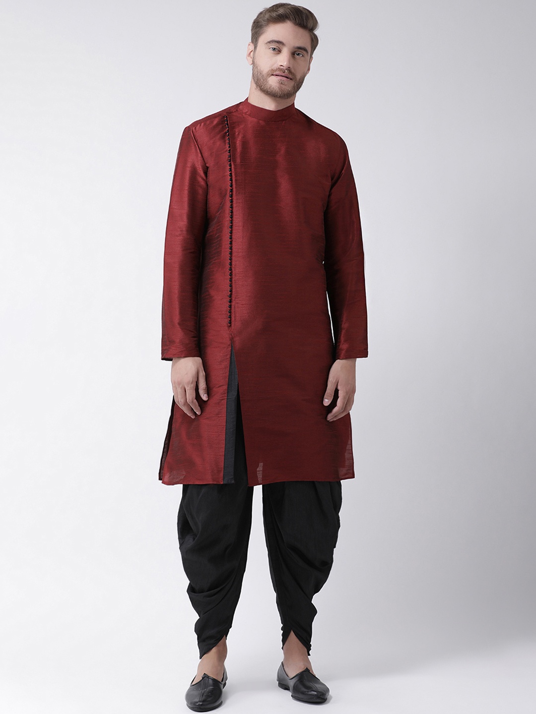 

DEYANN Men Maroon Solid Straight Kurta