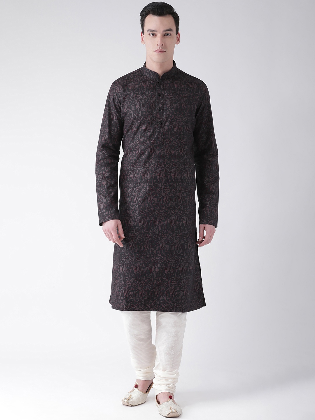 

DEYANN Men Black & White Printed Kurta with Churidar