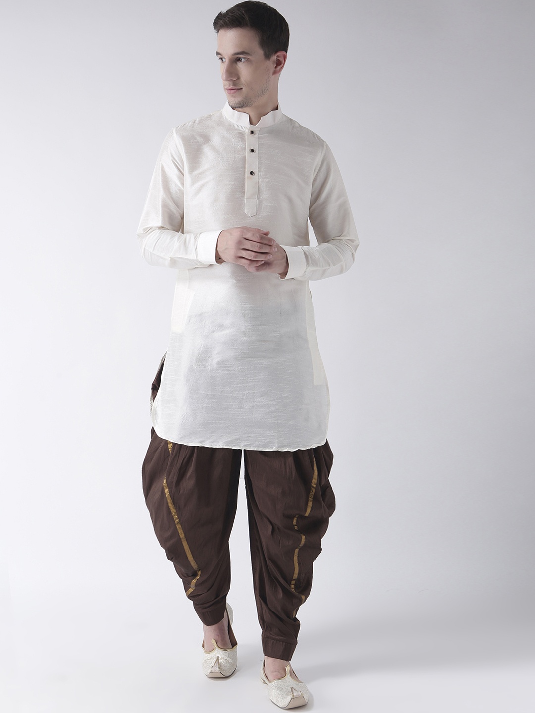 

DEYANN Men Off-White & Brown Solid Kurta with Patiala