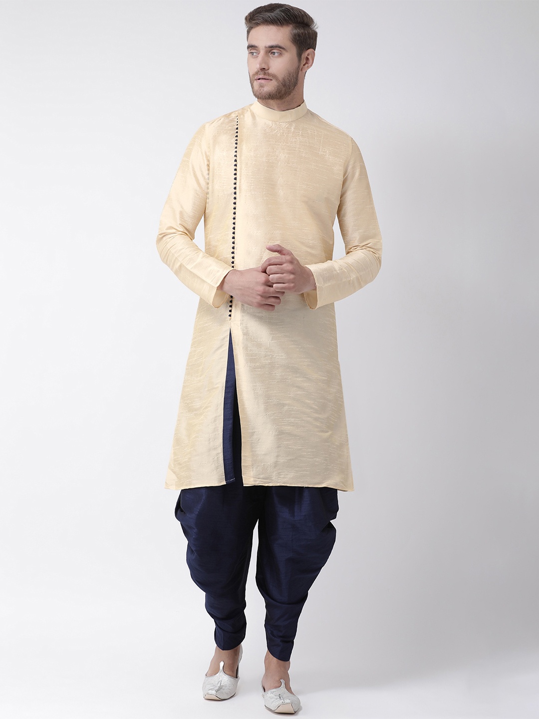

DEYANN Men Cream-Coloured Solid Straight Kurta