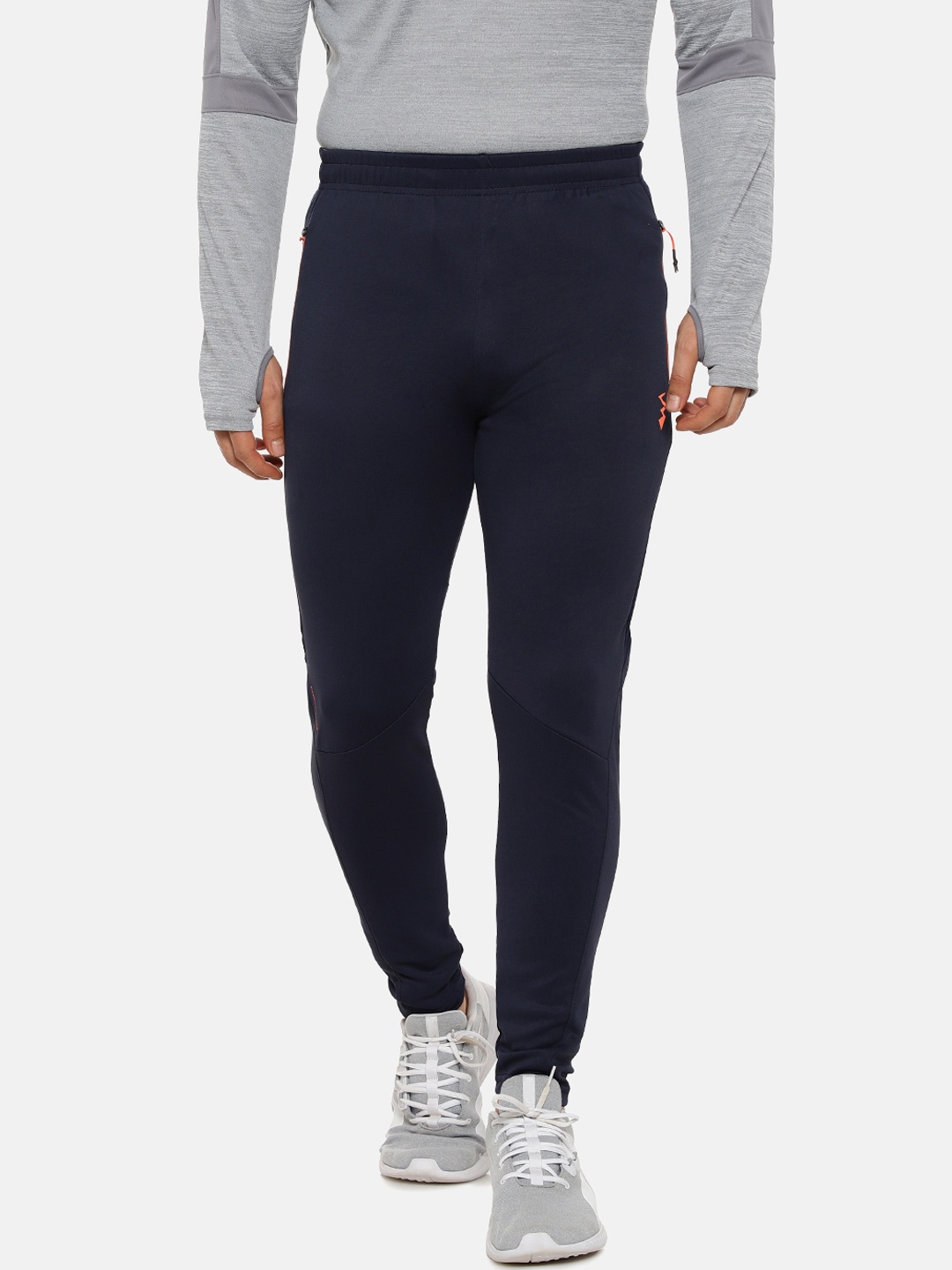

Campus Sutra Men Blue Solid e-Dry Technology Trackpant