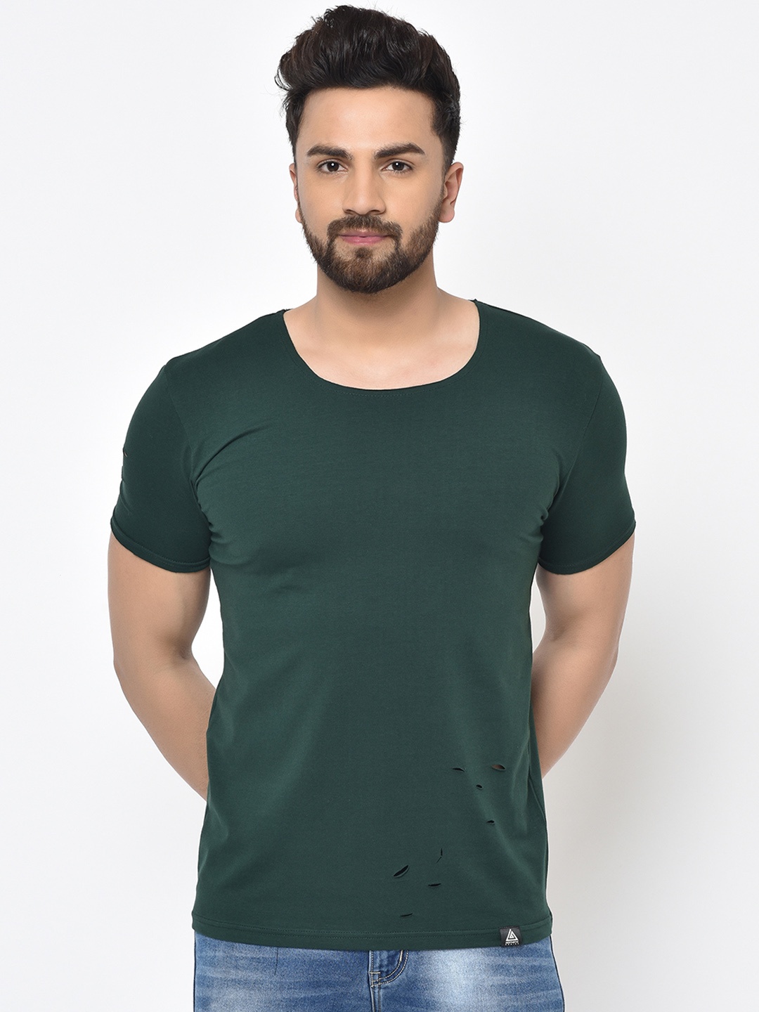 

Aesthetic Bodies Men Green Solid Round Neck T-shirt