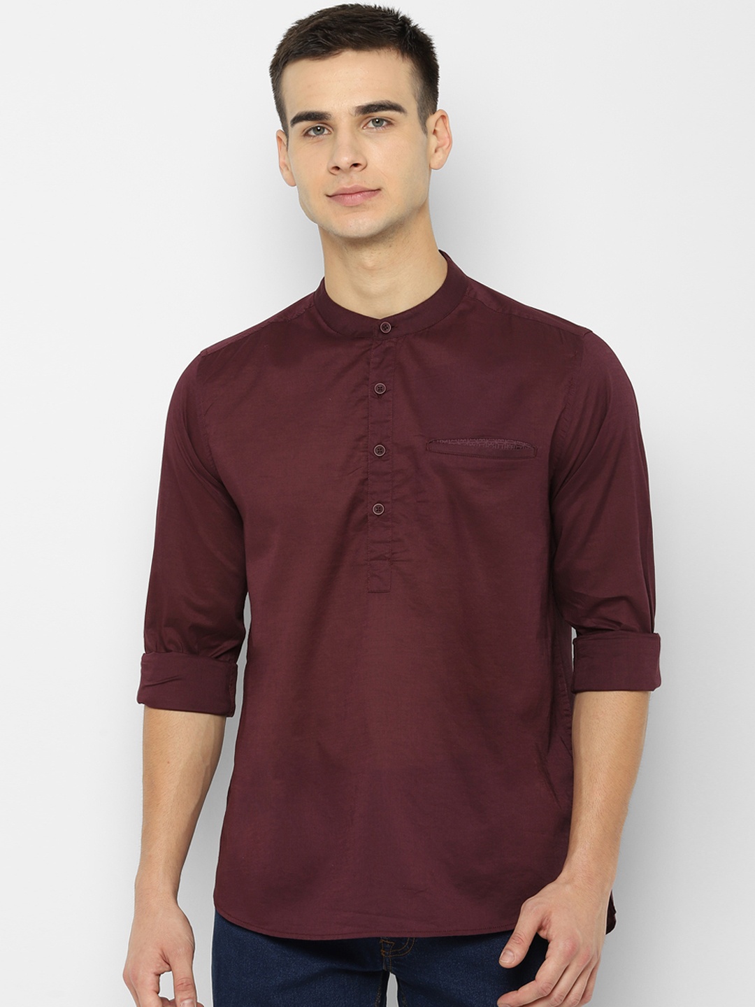 

People Men Maroon Regular Fit Solid Casual Shirt