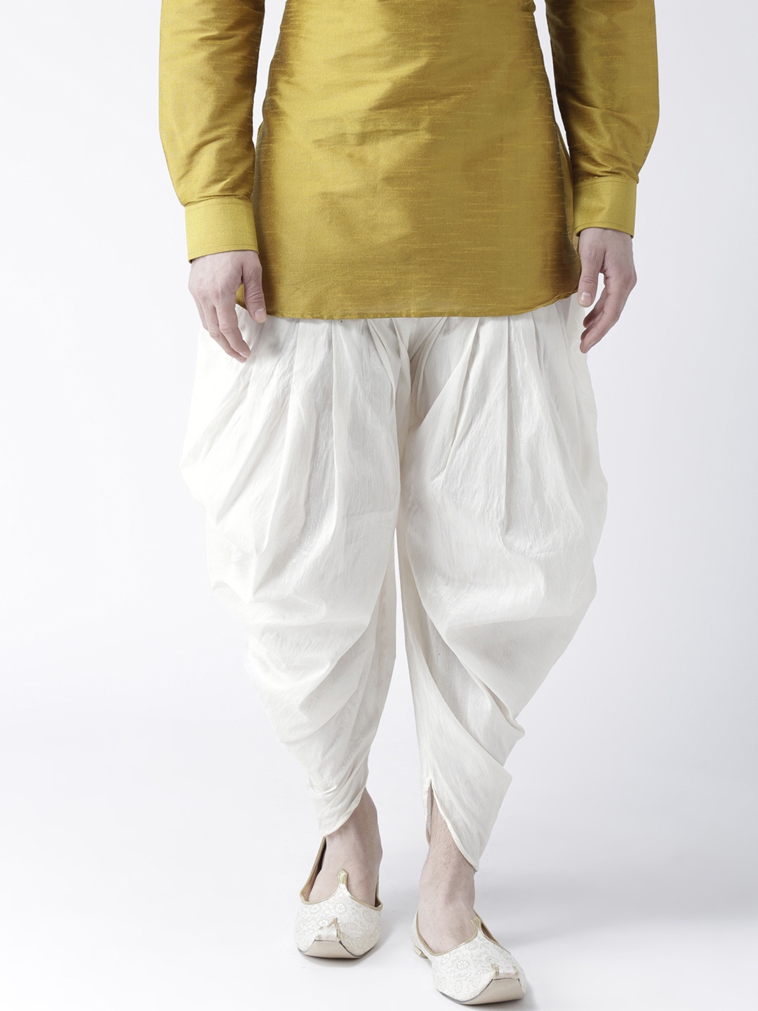 

DEYANN Men Off White Solid Dhoti