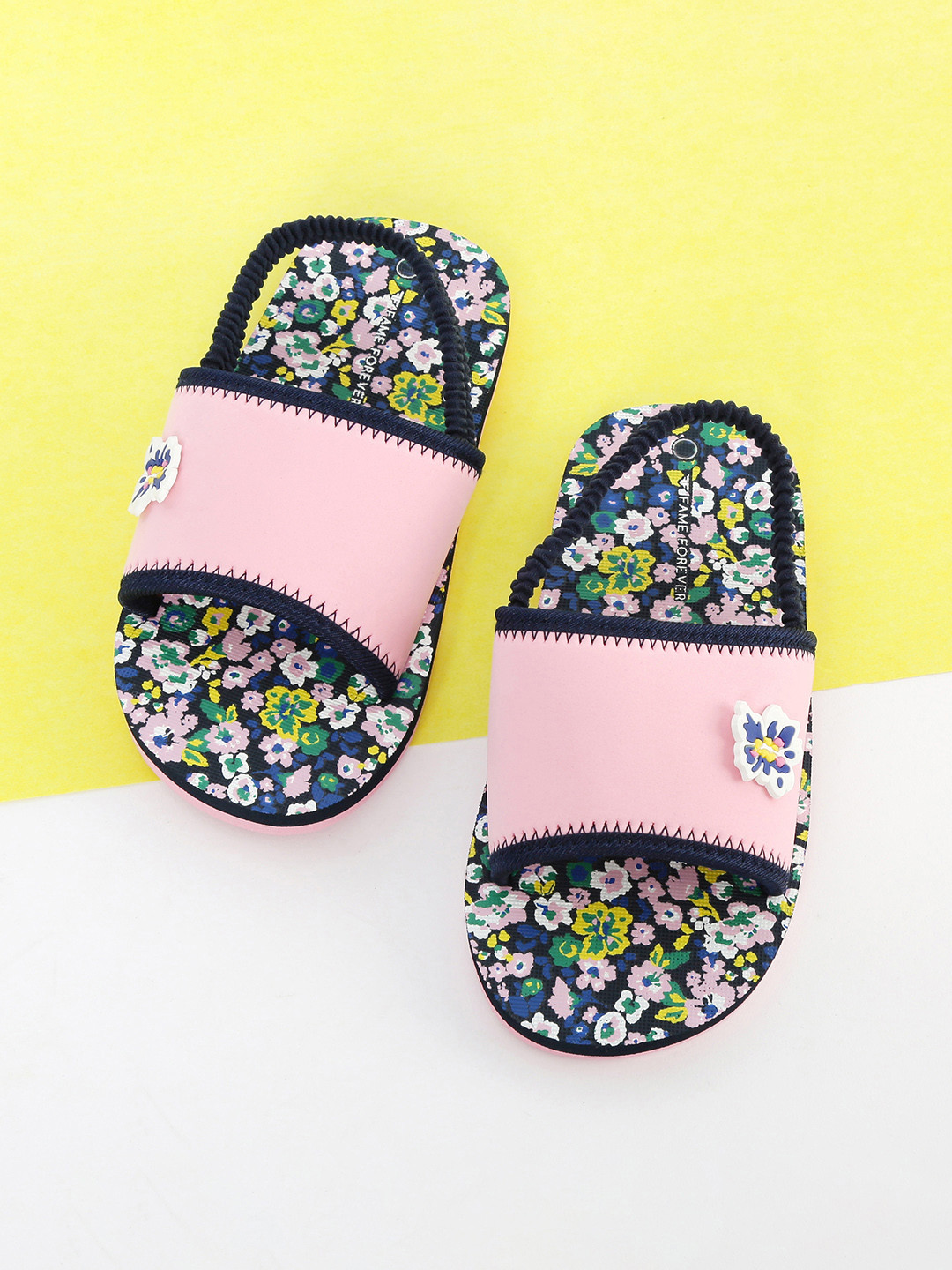 

Fame Forever by Lifestyle Girls Pink & Navy Blue Printed Sliders