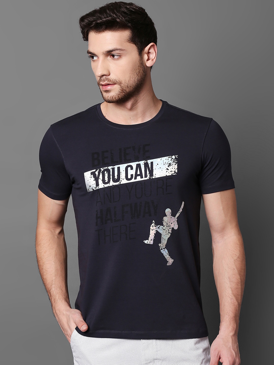 

SPYKAR Men Navy Blue Printed Round Neck T-shirt