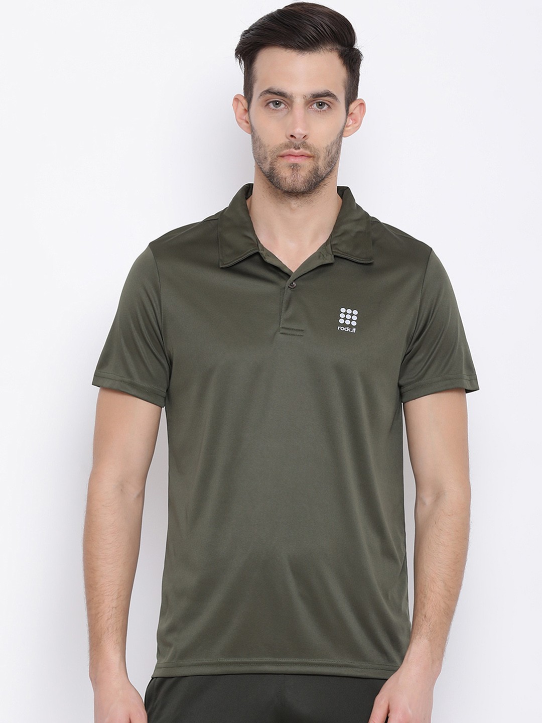 

rock.it Men Olive Green Solid Polo Collar T-shirt