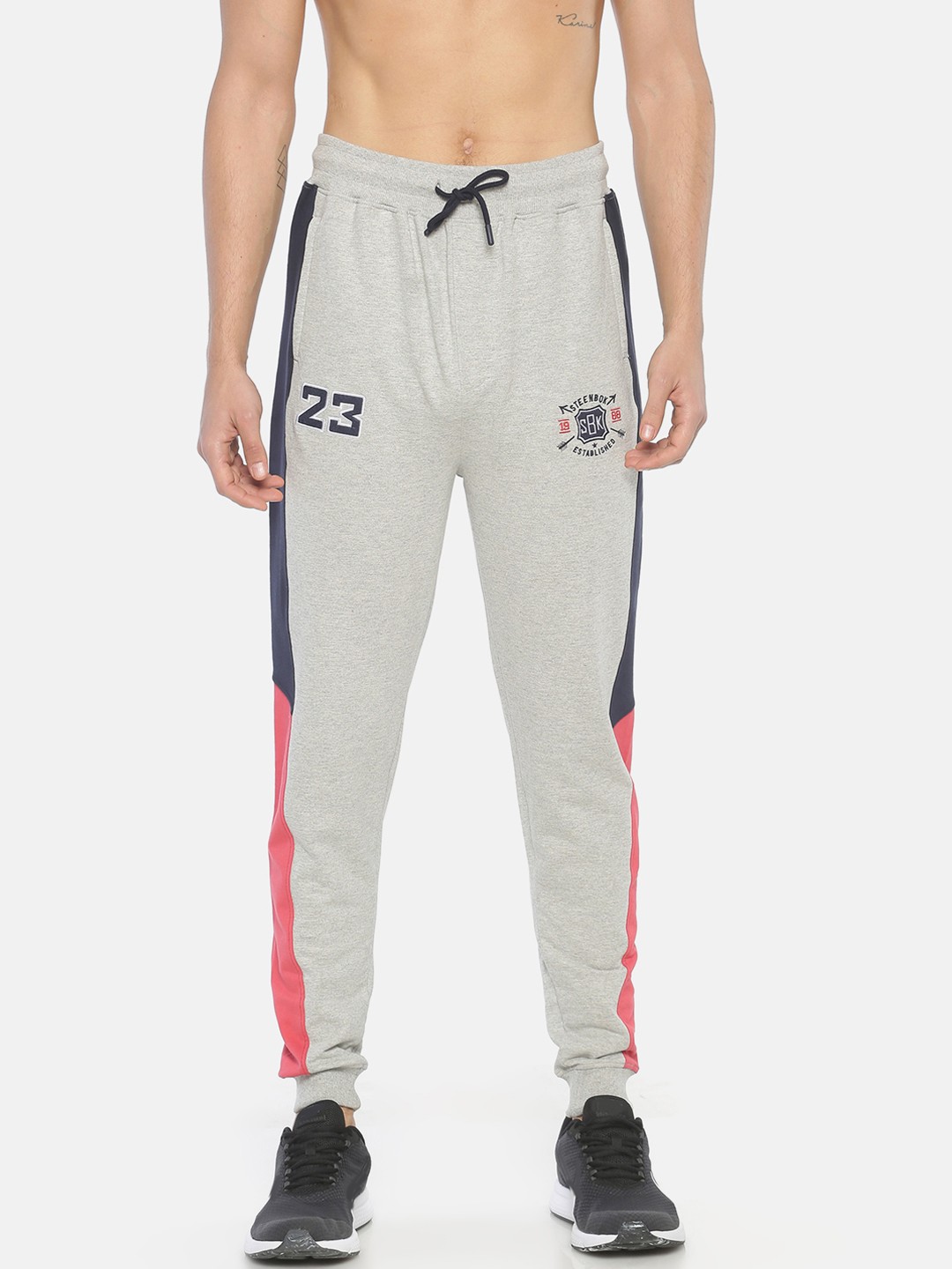 

Steenbok Men Grey & Blue Colourblocked Straight-Fit Joggers