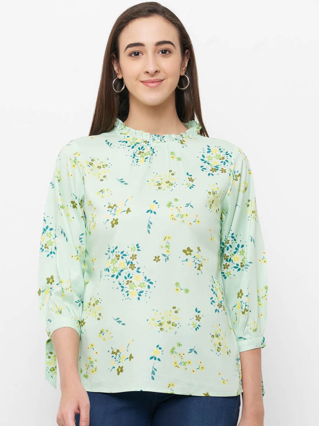 

109F Women Green & Yellow Printed Top