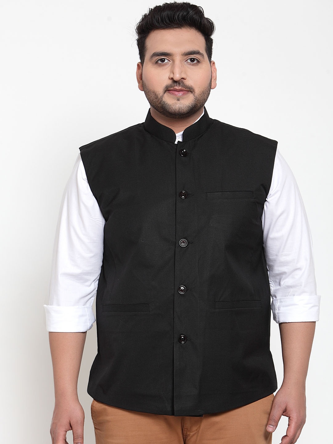 

plusS Men Black Solid Single-Breasted Waistcoat