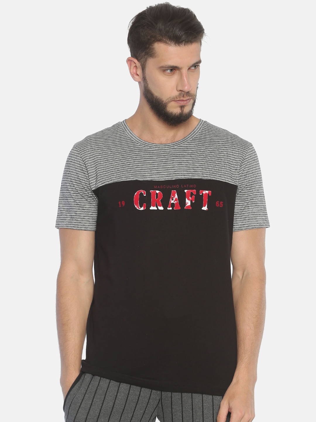 

Masculino Latino Men Black Grey Colourblocked Round Neck Pure Cotton T-shirt