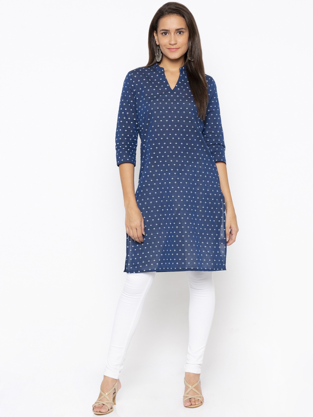 

Globus Women Blue & White Printed Straight Kurta