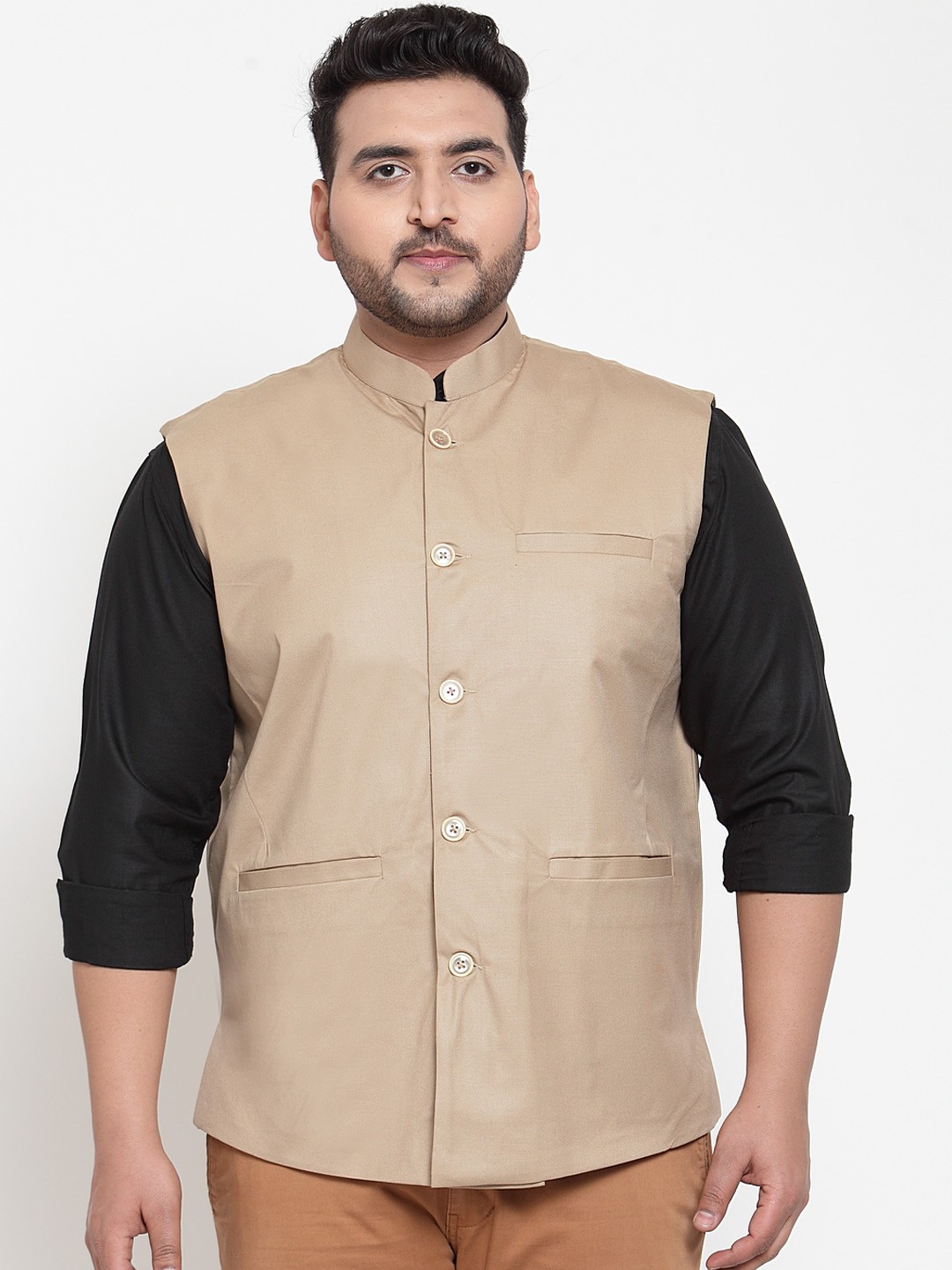 

plusS Men Beige Solid Waistcoat
