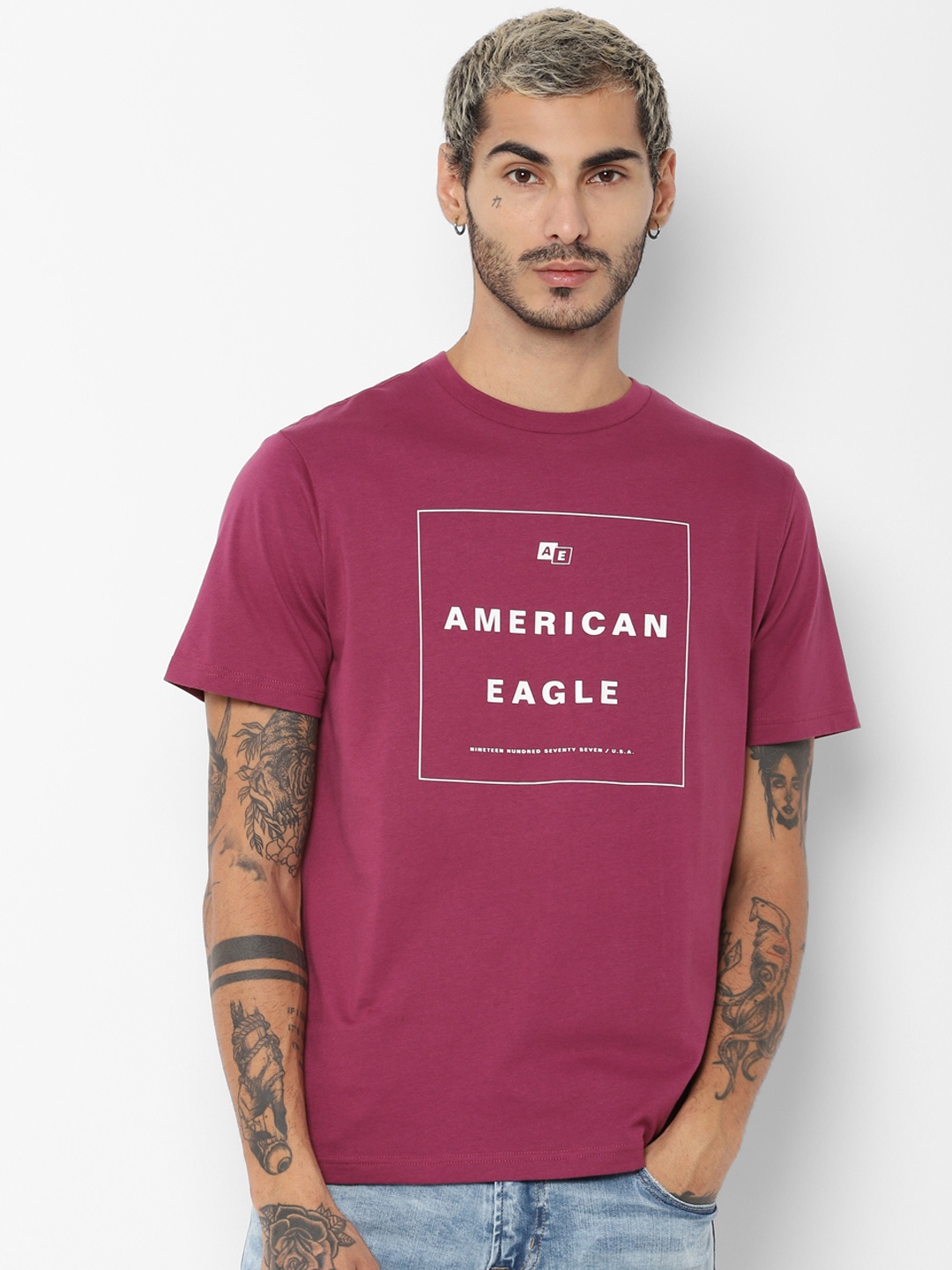 

AMERICAN EAGLE OUTFITTERS Men Purple Printed Round Neck Pure Cotton T-shirt