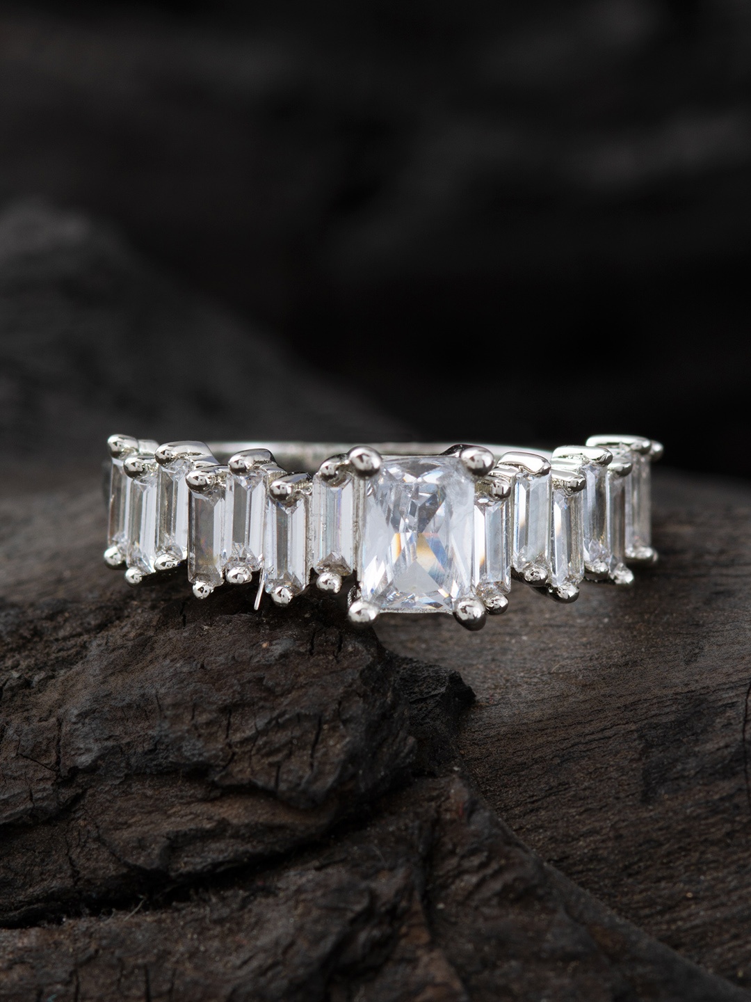 

E2O Women Silver-Toned & White Rhodium-Plated Stone-Studded Finger Ring