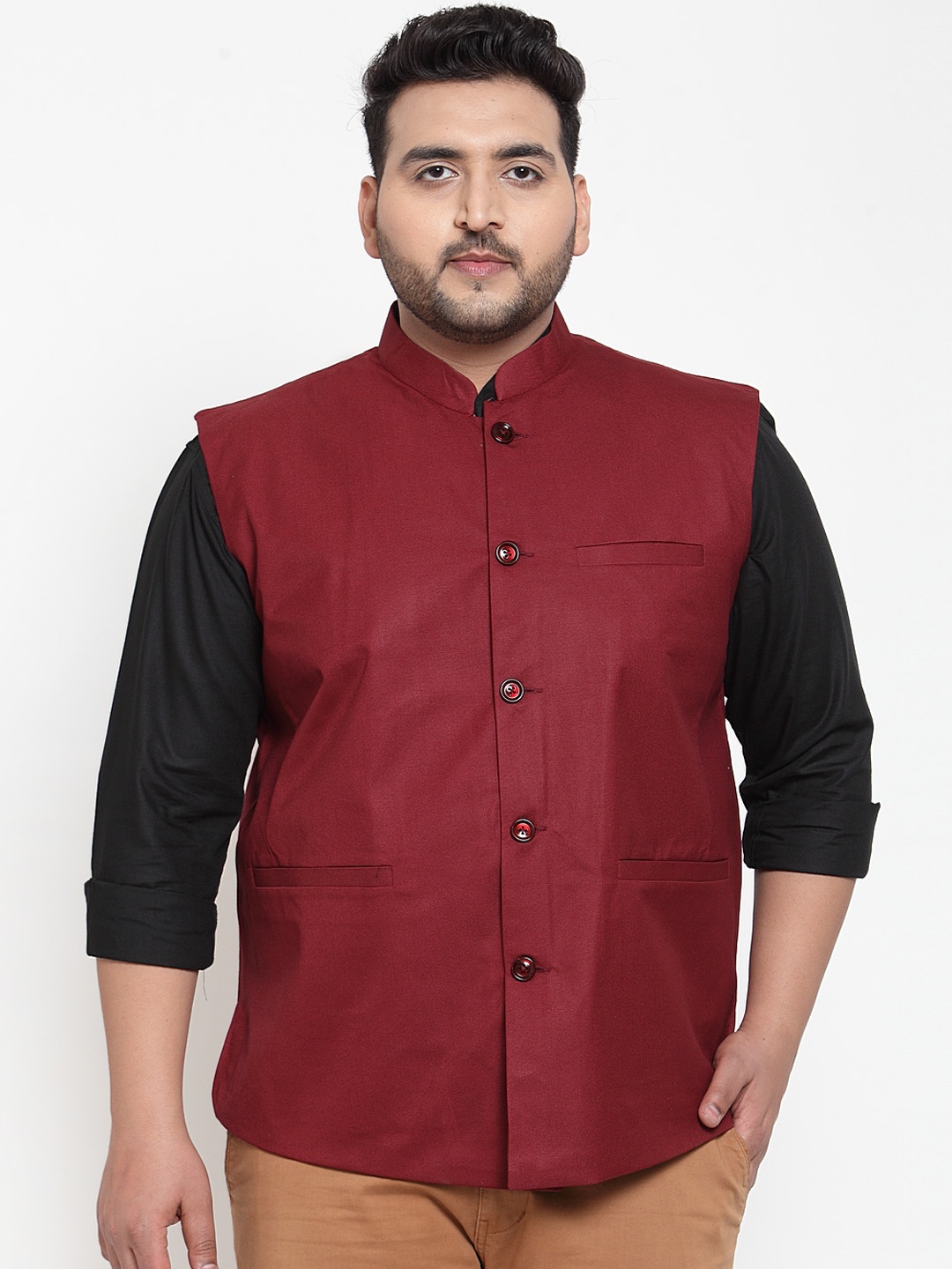 

plusS Men Maroon Solid Waistcoat