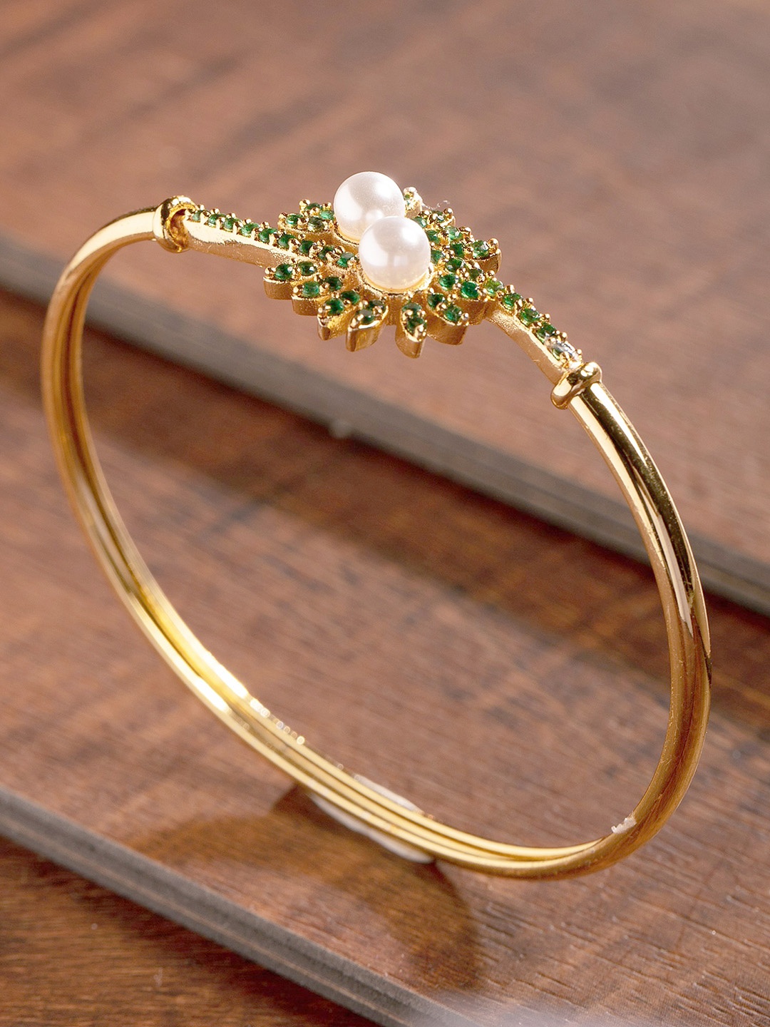 

Zaveri Pearls Gold-Plated Cubic Zirconia & Pearl Bracelet
