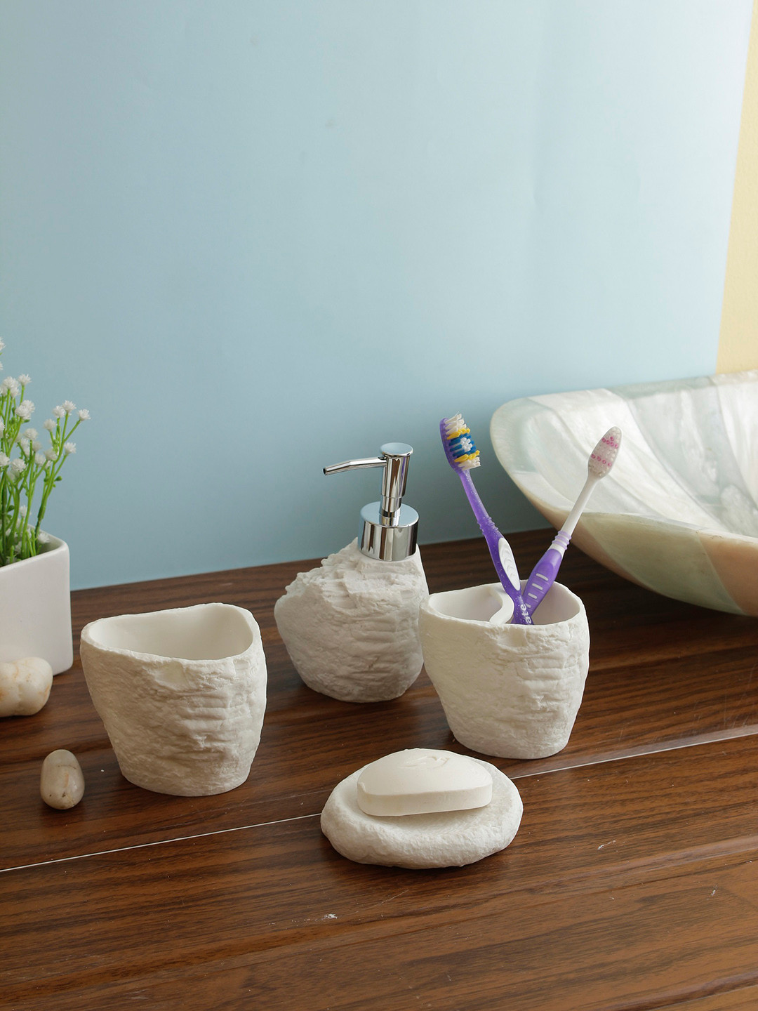 

Cortina Set of 4 White Textured Marble Finish Bathroom Accessories