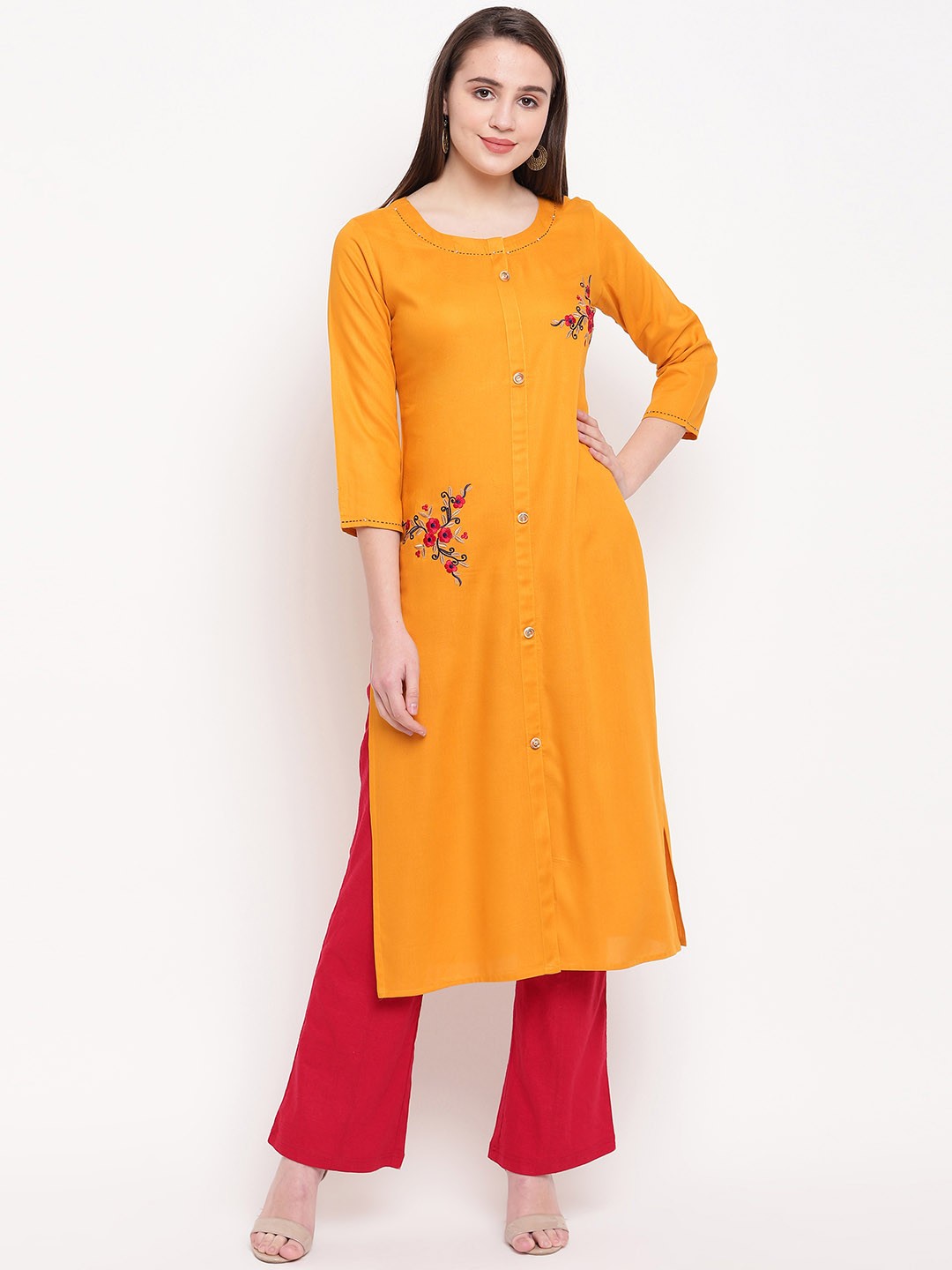 

Vbuyz Women Yellow Embroidered Straight Kurta