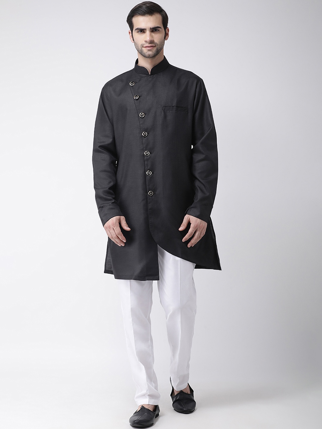 

SG LEMAN Men Black & White Solid Kurta with Trousers