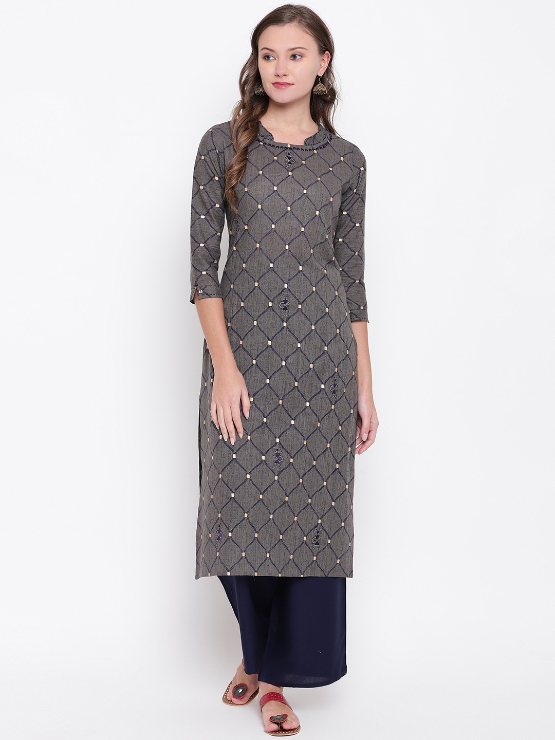 

Vbuyz Women Grey Embroidered Regular Kurta with Palazzos