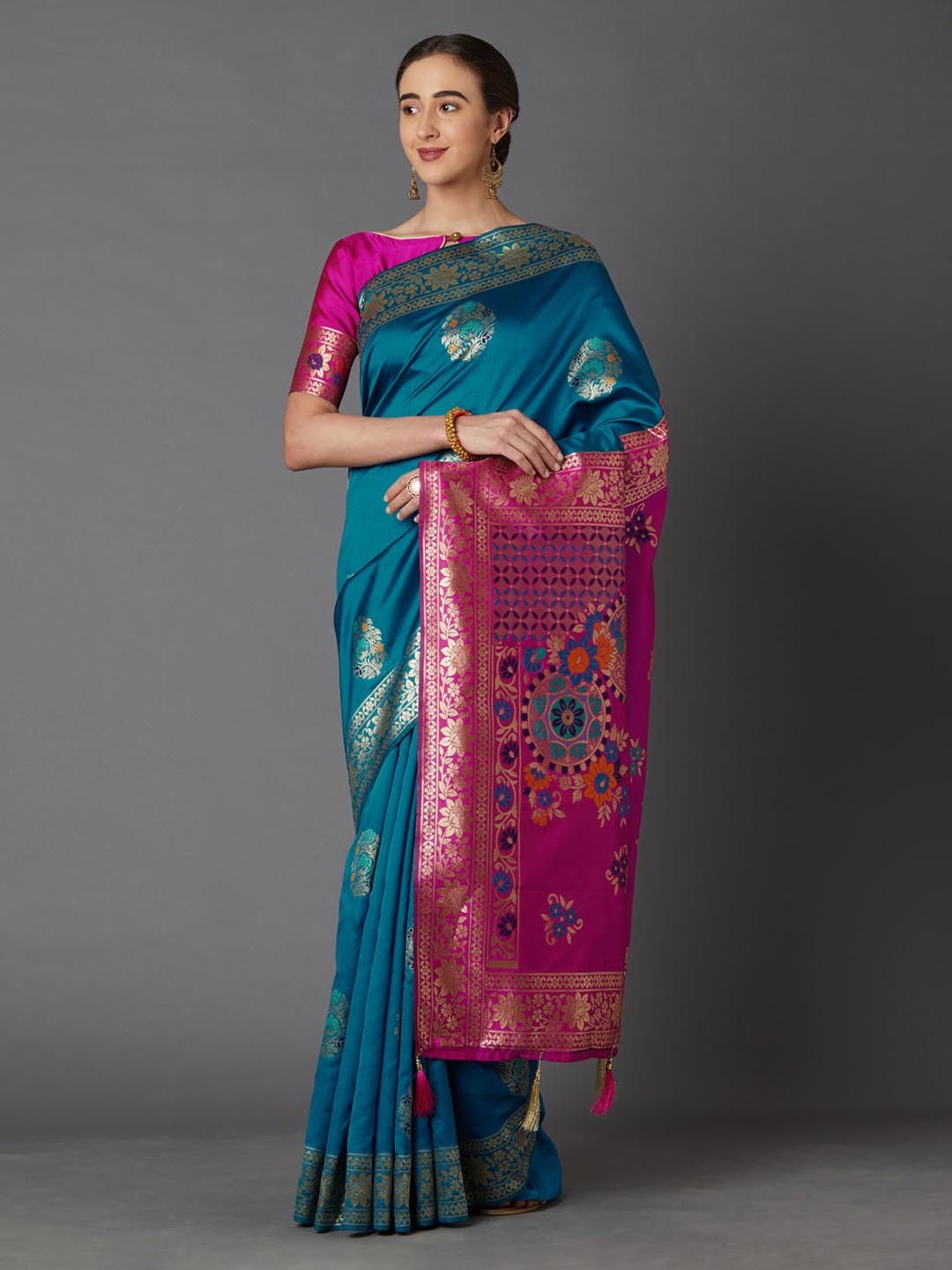 

Mitera Blue & Pink Silk Blend Woven Design Kanjeevaram Saree