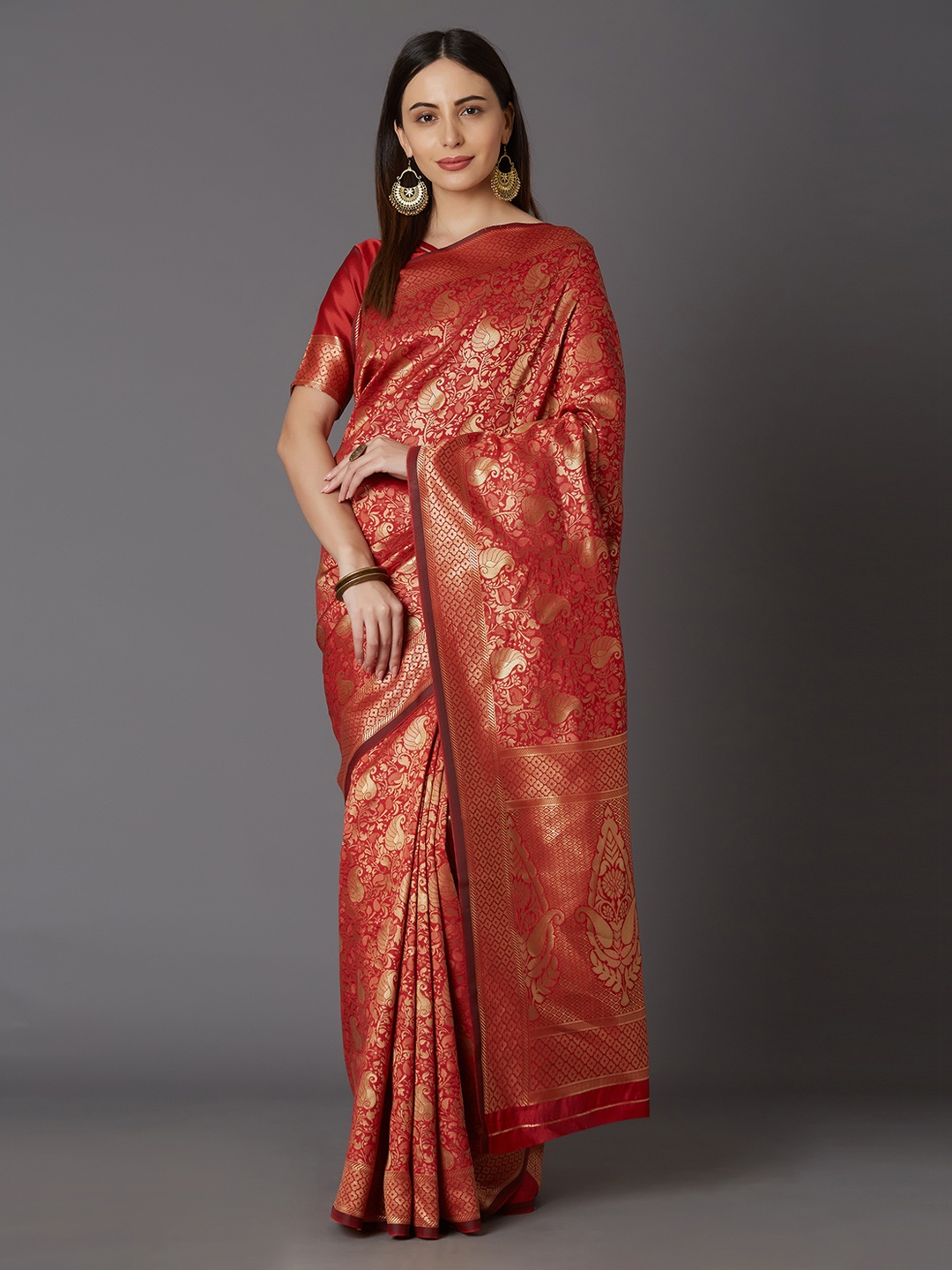 

Mitera Red & Gold-Toned Silk Blend Woven Design Kanjeevaram Saree