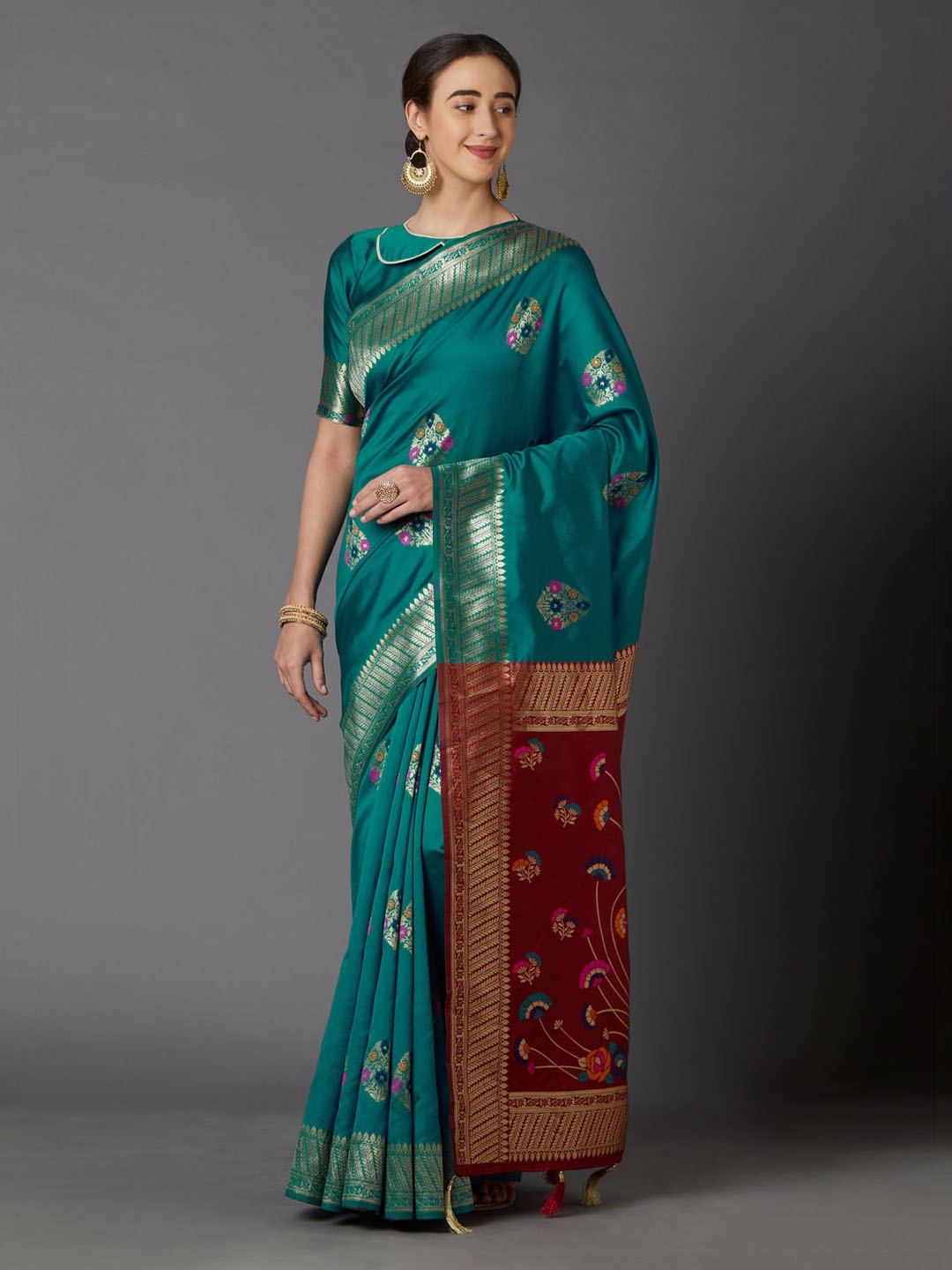 

Mitera Teal Blue & Maroon Silk Blend Woven Design Kanjeevaram Saree