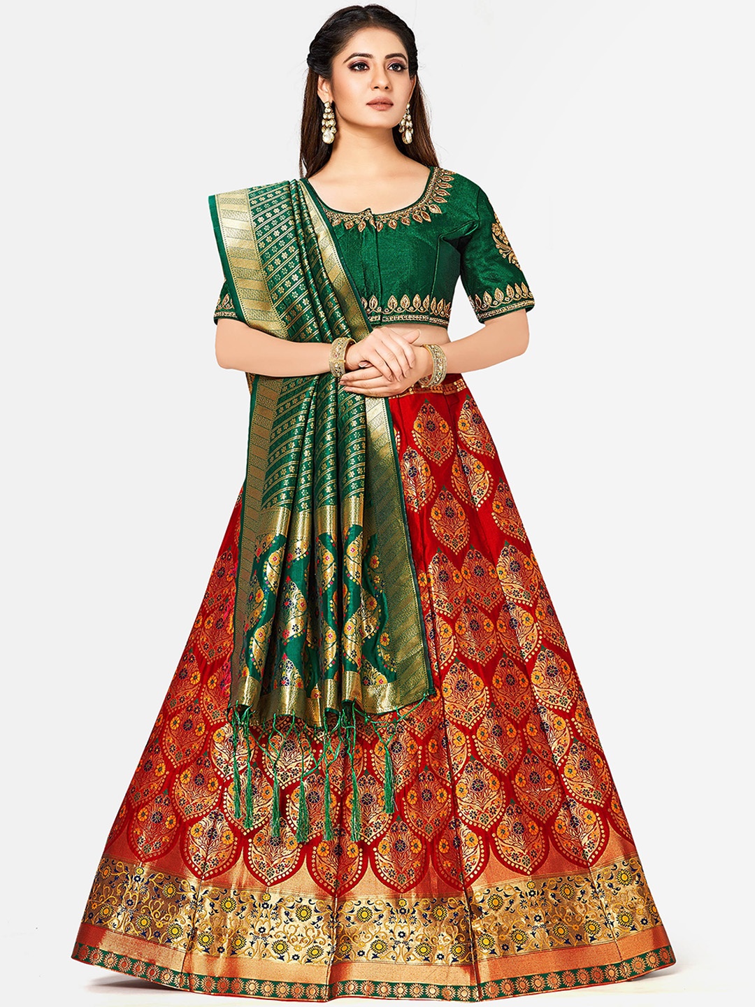 

MIMOSA Red & Green Embroidered Semi-Stitched Lehenga & Blouse with Dupatta