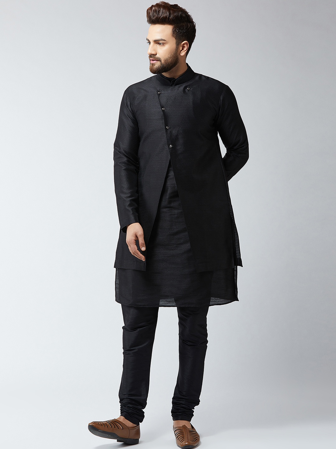 

SOJANYA Men Black Self-Design Sherwani Set