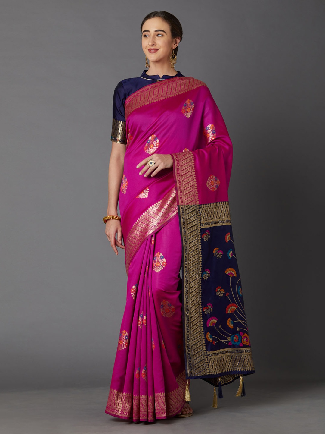 

Mitera Magenta & Navy Blue Silk Blend Woven Design Kanjeevaram Saree