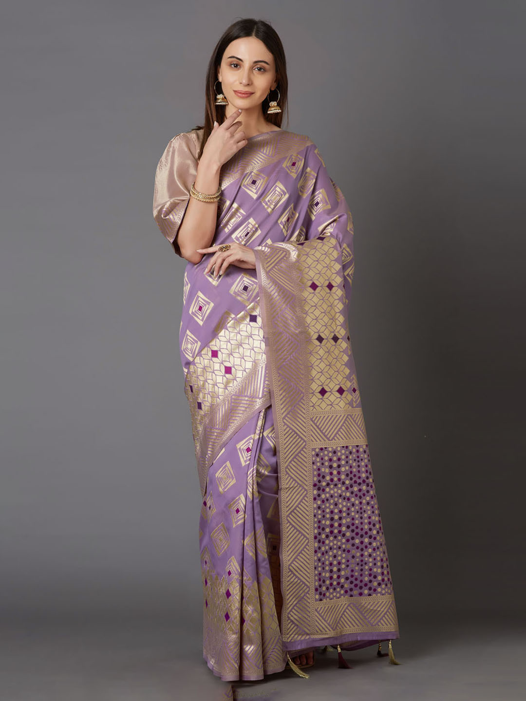 

Mitera Purple & Gold-Coloured Silk Blend Woven Design Kanjeevaram Saree