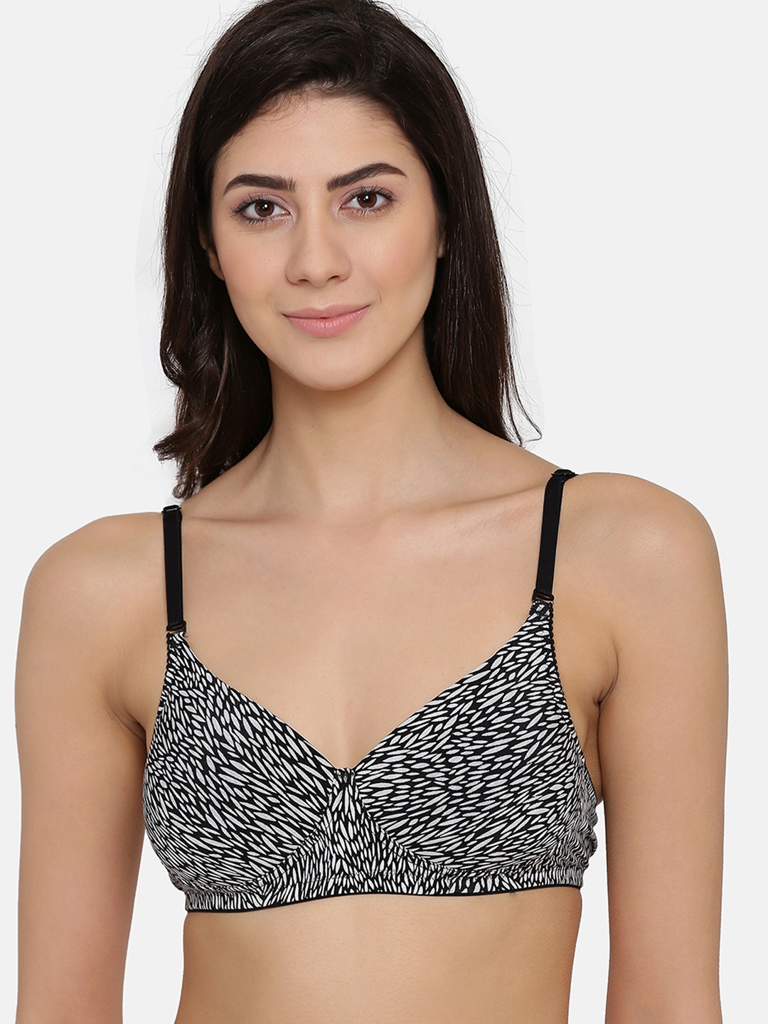 

Clovia Black & White Printed Non-Wired Lightly Padded T-shirt Bra BR1066T1332B
