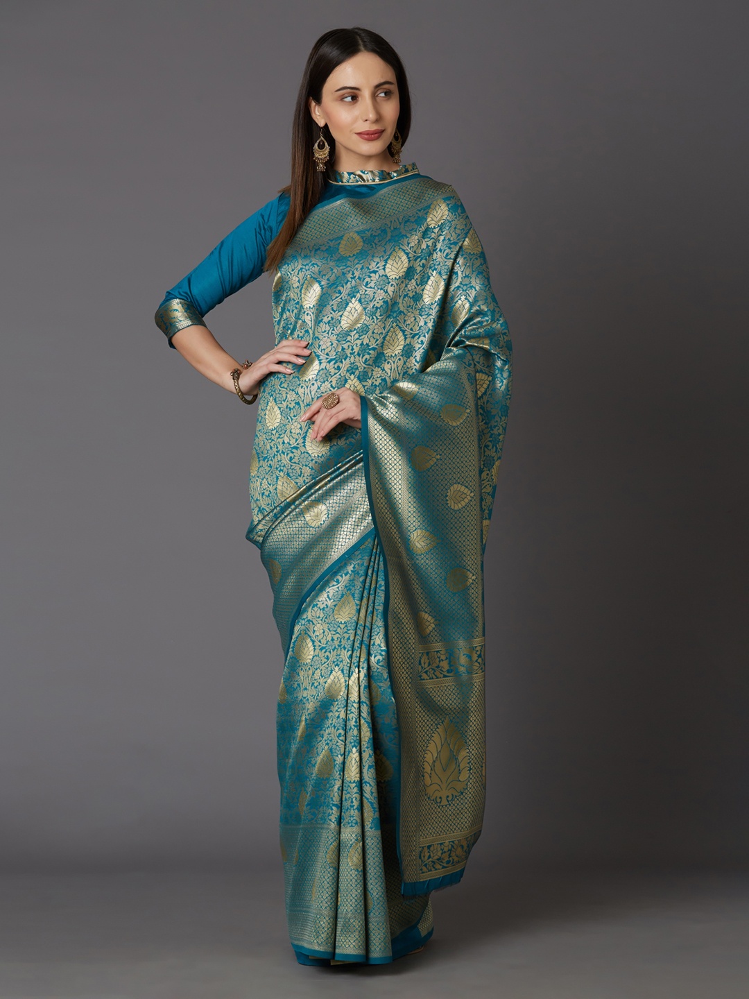 

Mitera Blue & Gold-Toned Silk Blend Woven Design Kanjeevaram Saree