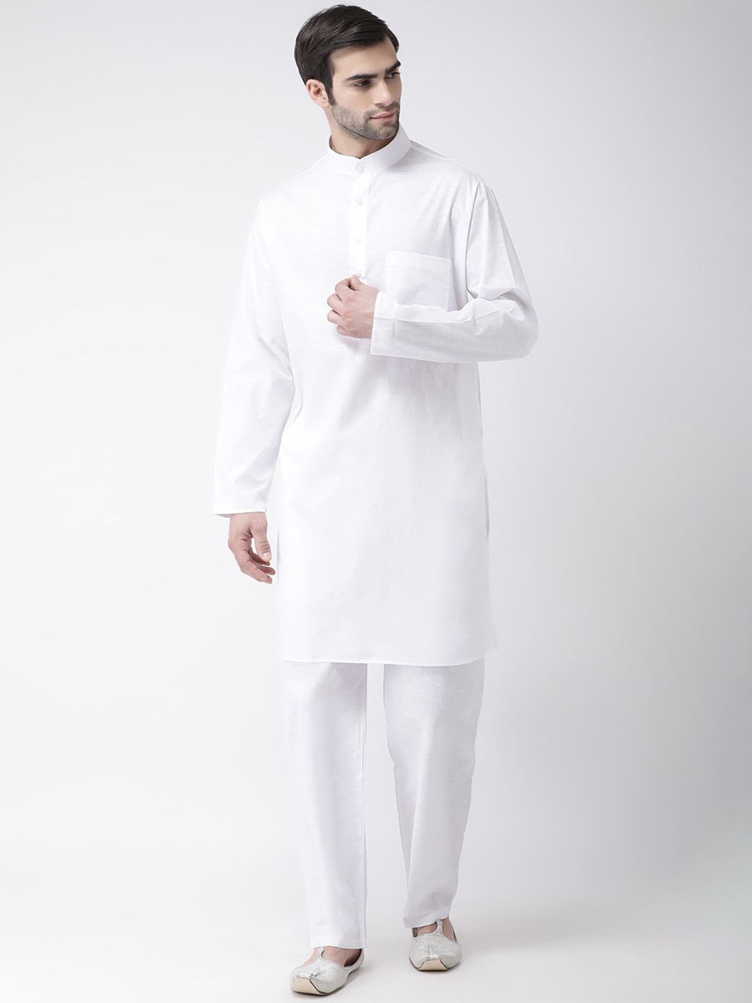 

SG LEMAN Men White Solid Kurta with Pyjamas