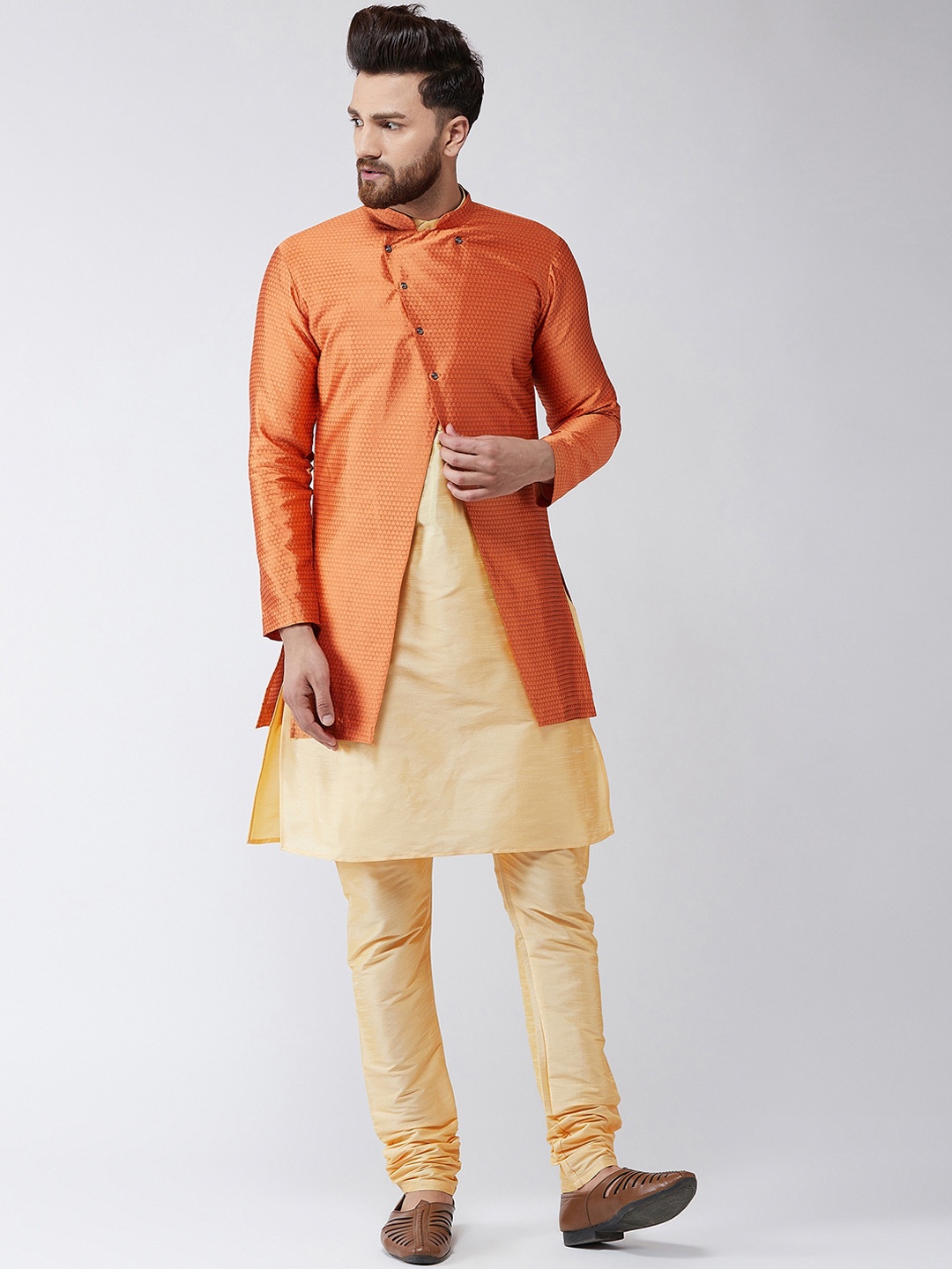 

SOJANYA Men Orange & Gold-Toned Woven Design Sherwani Set