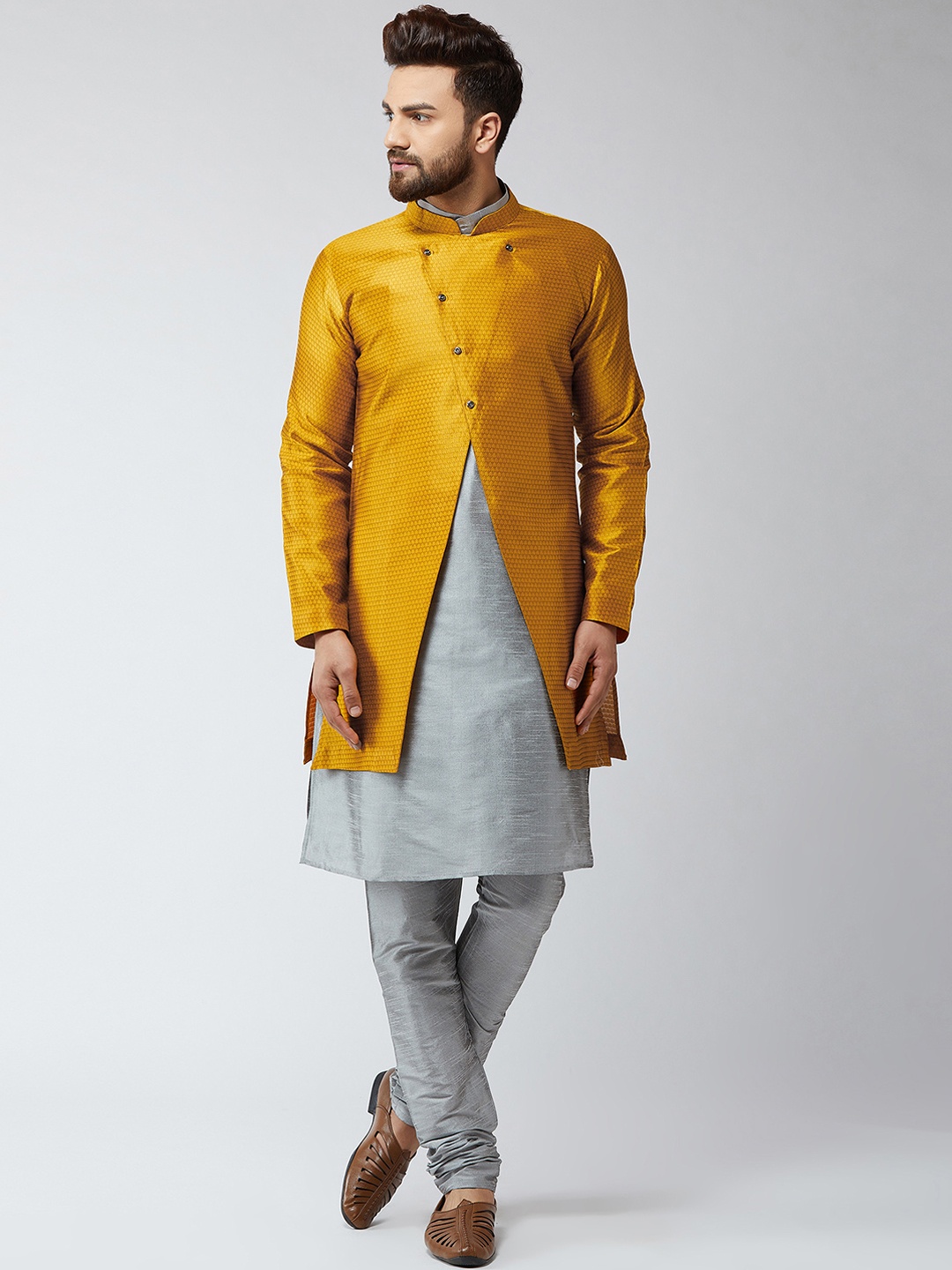 

SOJANYA Men Grey & Mustard Yellow Self-Design Sherwani Set