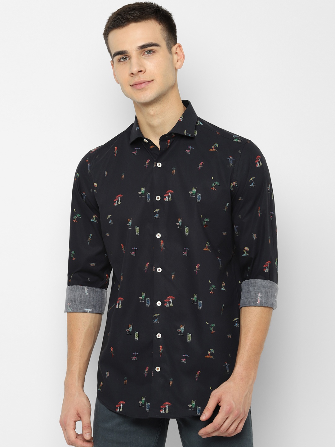 

SIMON CARTER LONDON Men Black & Green Slim Fit Printed Casual Shirt