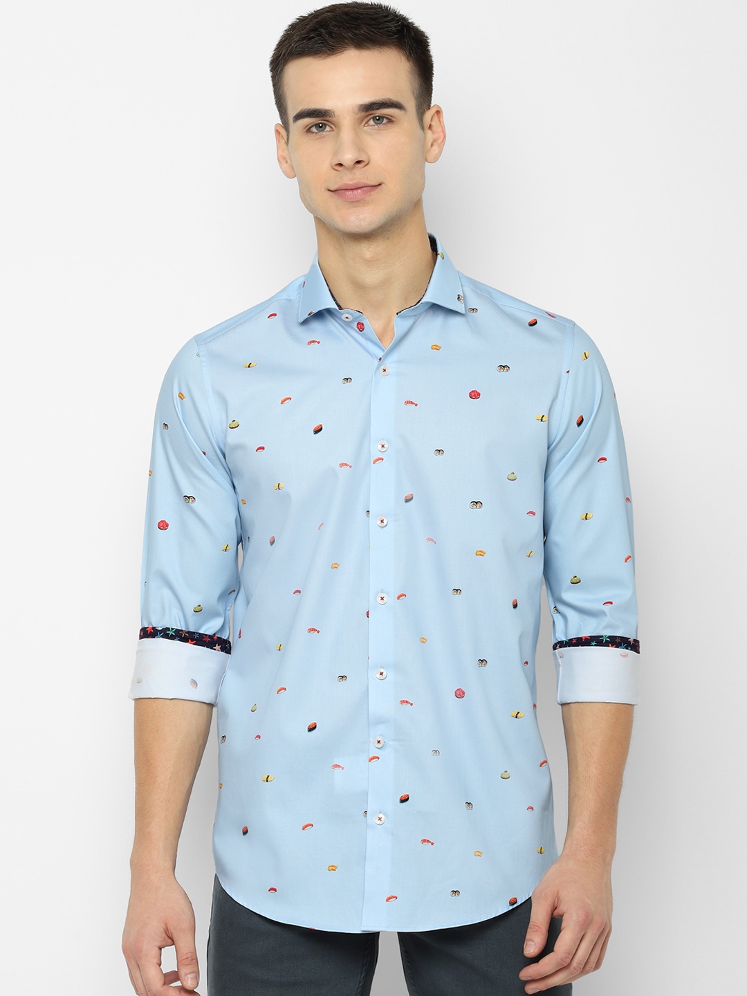 

SIMON CARTER LONDON Men Blue & Red Slim Fit Printed Casual Shirt