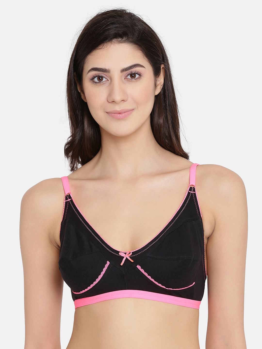

Clovia Black Solid Non-Wired Non Padded Everyday Bra BR0185Y1332B