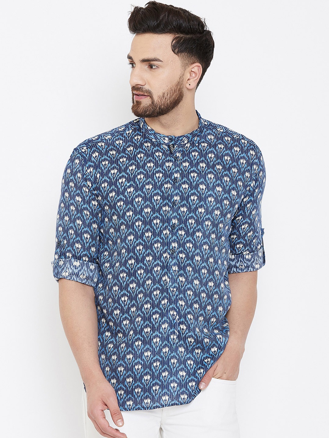 

even Men Blue & Off-White Printed Straight Kurta