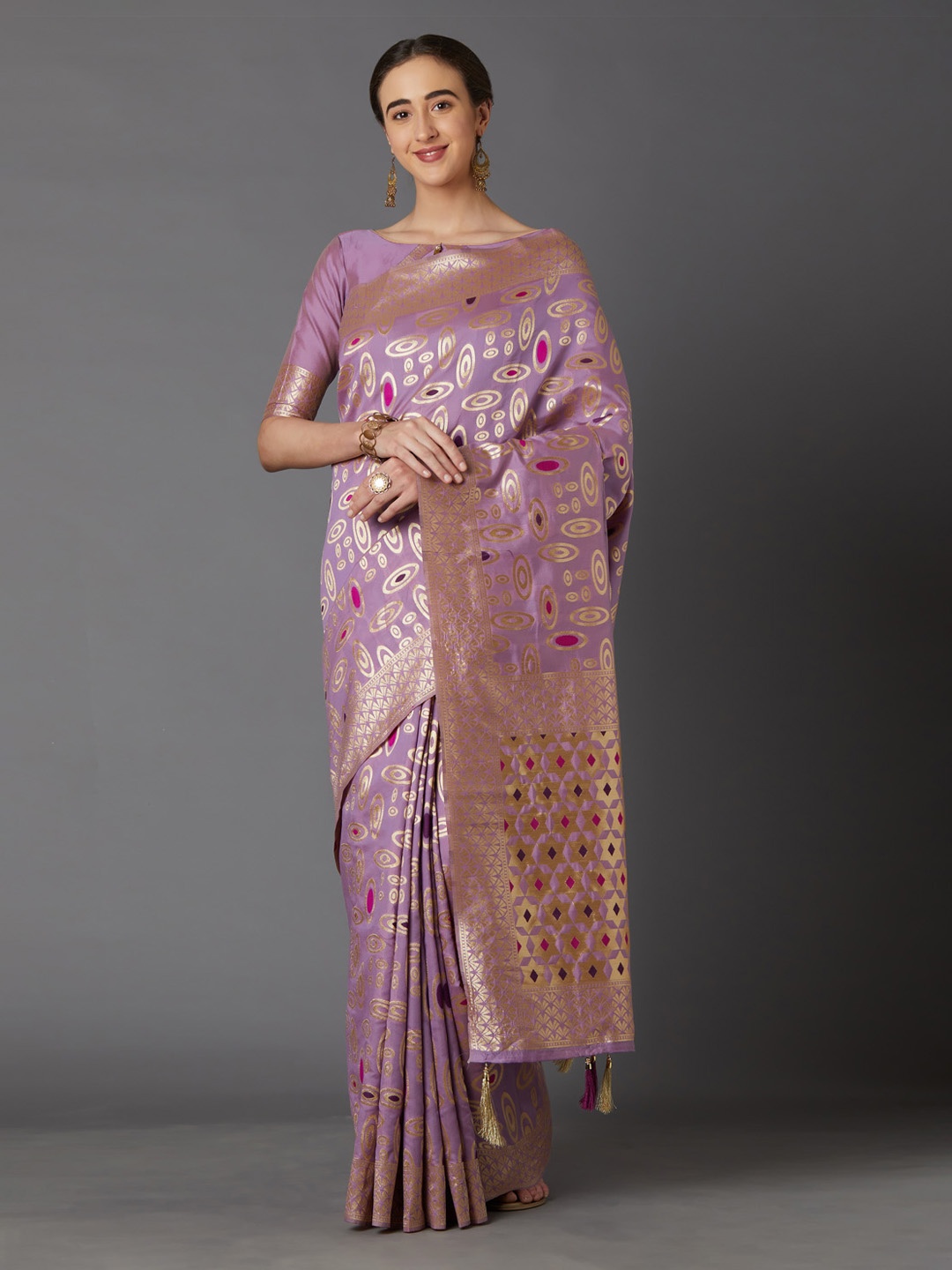 

Mitera Purple & Gold-Coloured Silk Blend Woven Design Kanjeevaram Saree