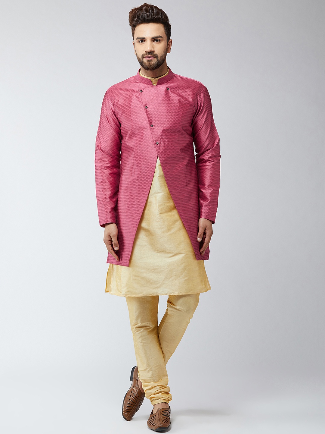 

SOJANYA Men Gold-Toned & Pink Self Design Sherwani Set