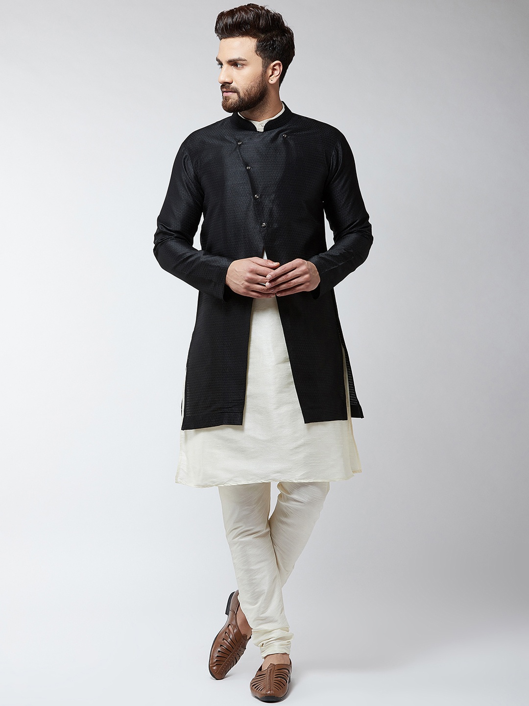 

SOJANYA Men Off-White & Black Self Design Sherwani Set