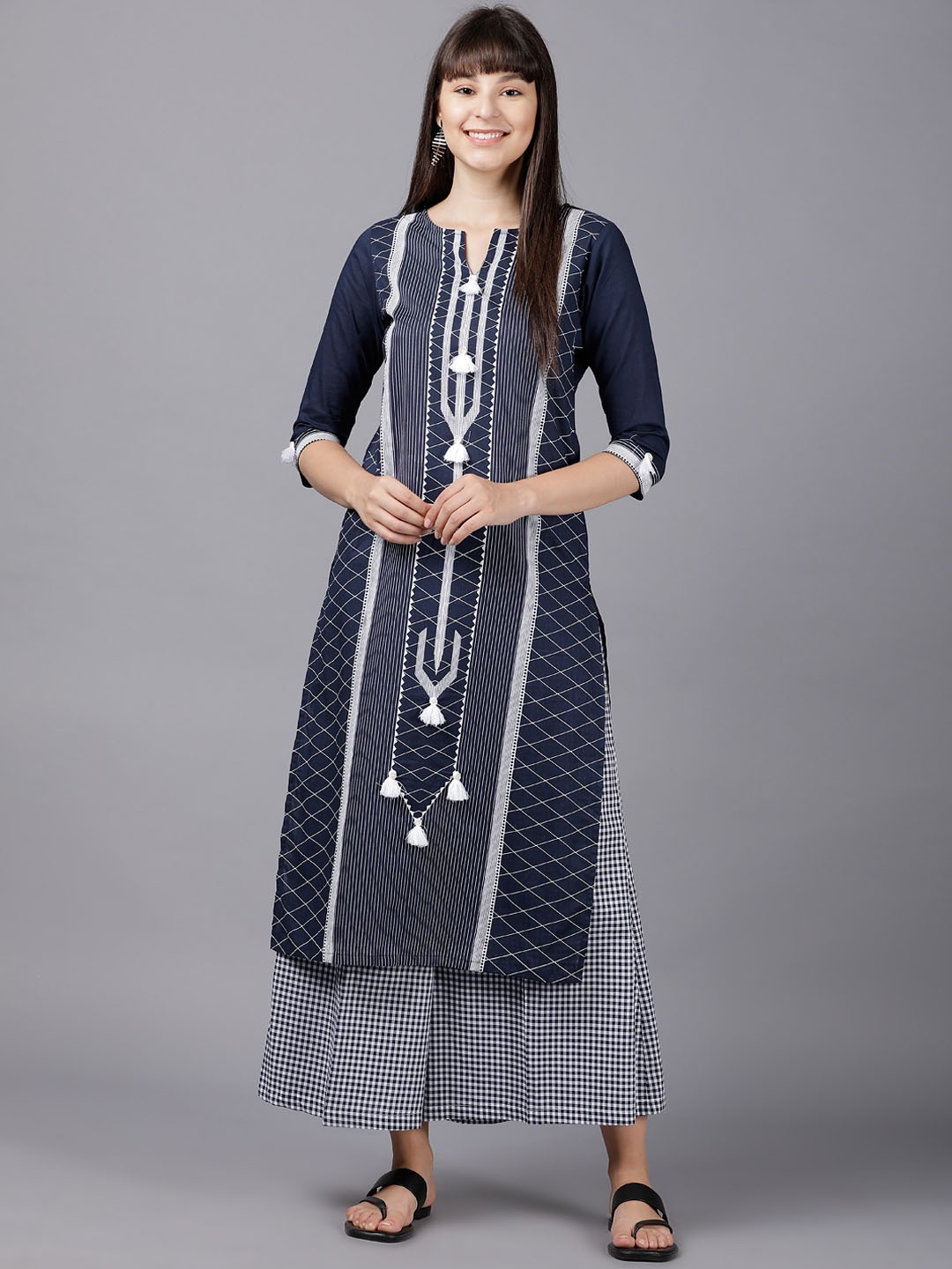 

Vishudh Women Navy Blue & White Printed Kurta with Palazzos