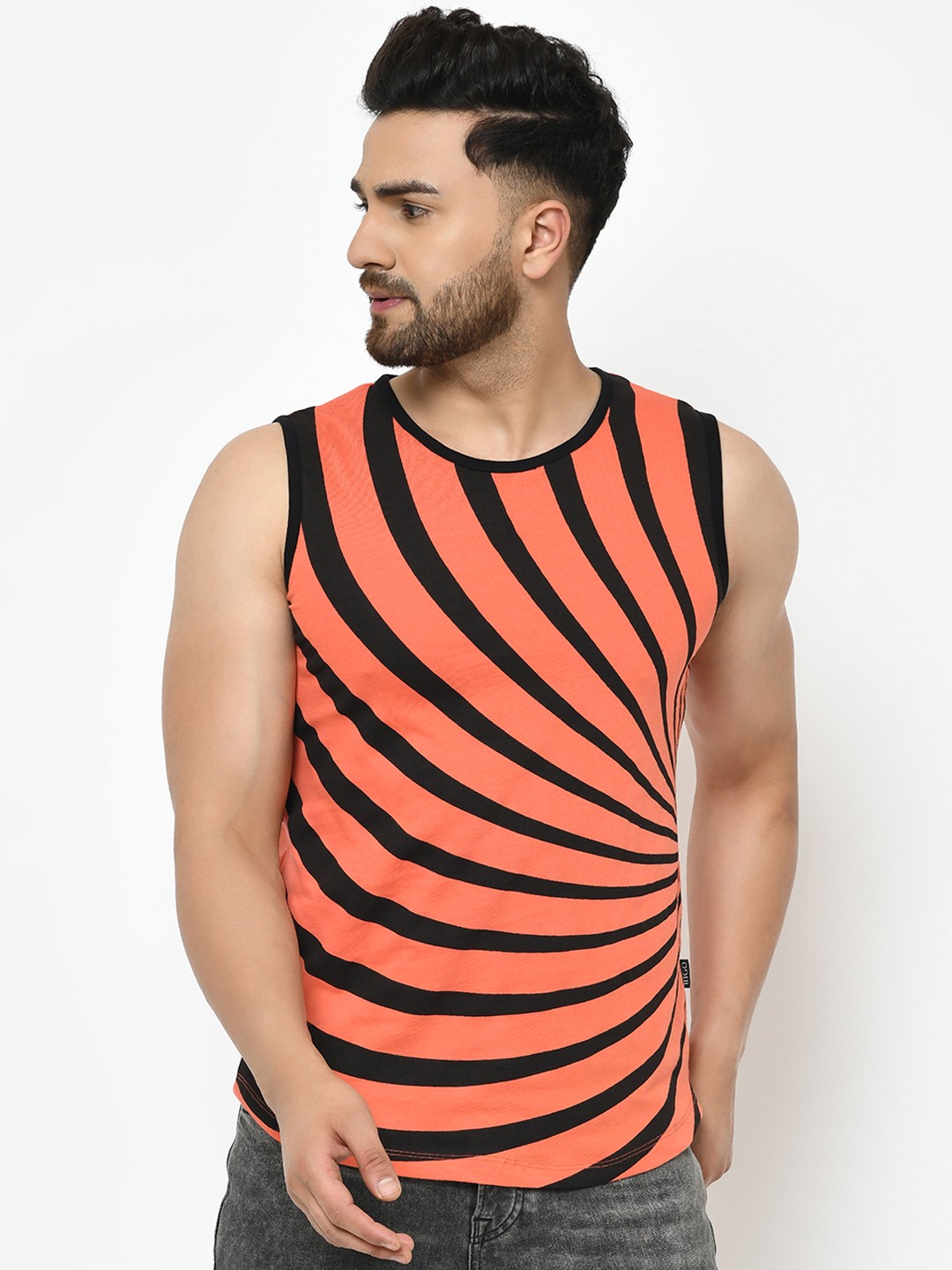

Rigo Men Orange & Black Printed Cotton T-shirt