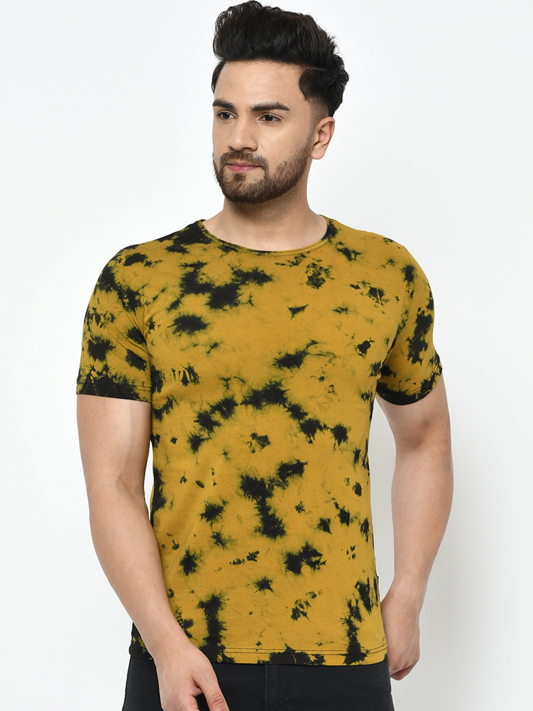 

Rigo Men Mustard Dyed Round Neck T-shirt