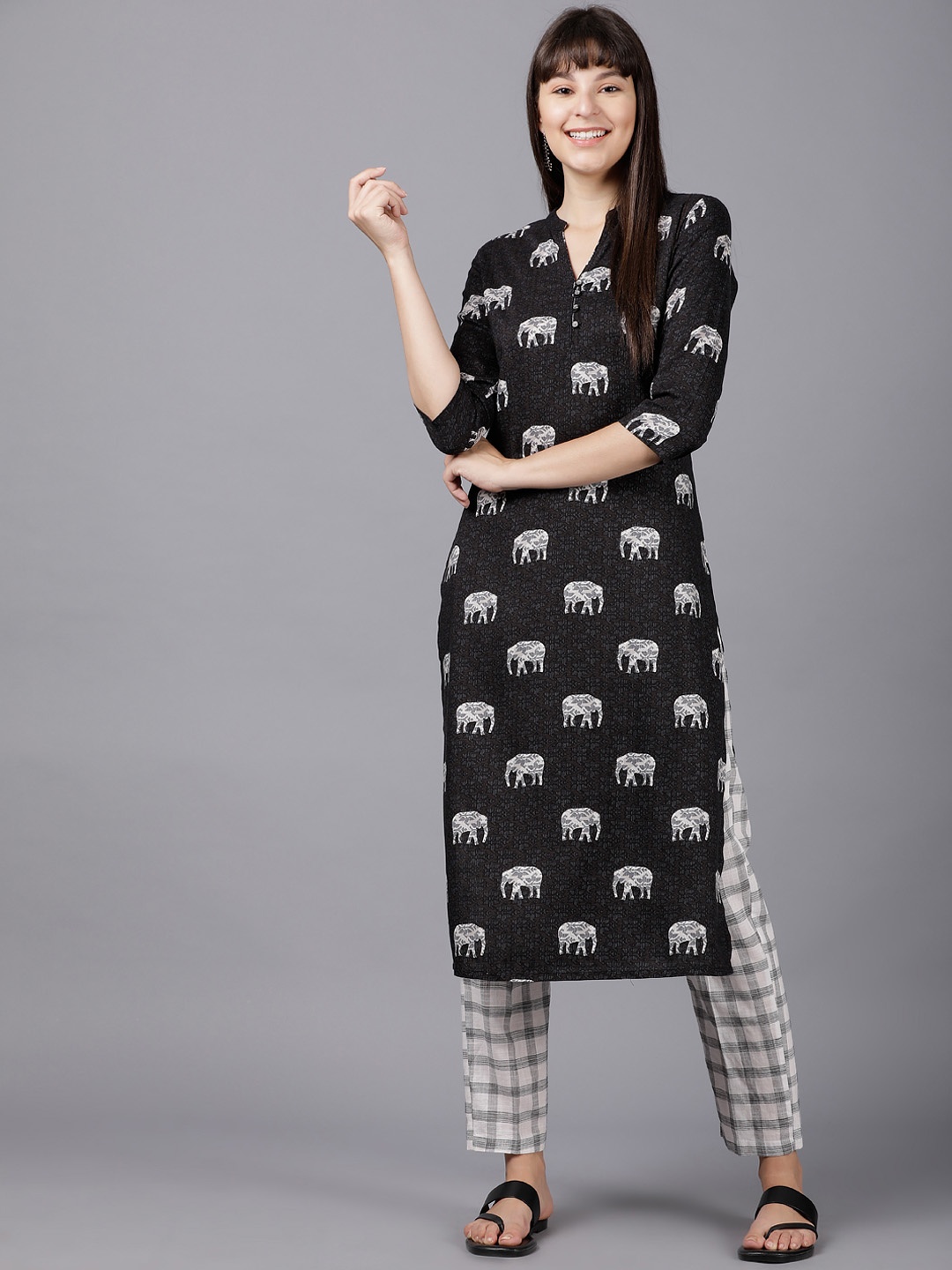

Vishudh Women Black & White Printed Kurta with Trousers